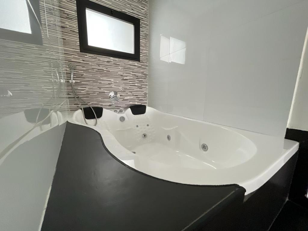 Lev Eilat Suites エクステリア 写真