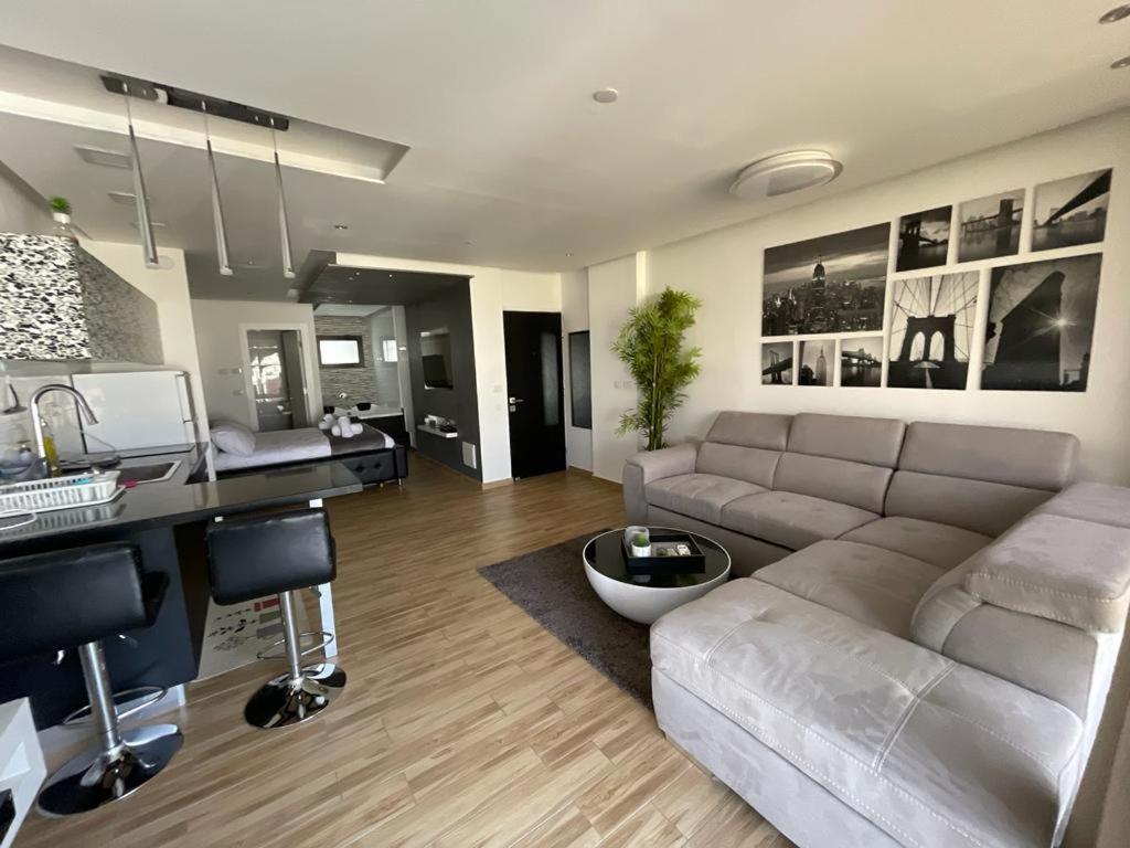 Lev Eilat Suites エクステリア 写真